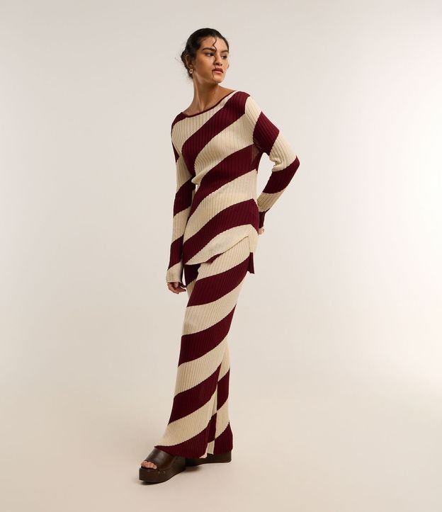 Cor: Marrom/Off White | Tamanho: M