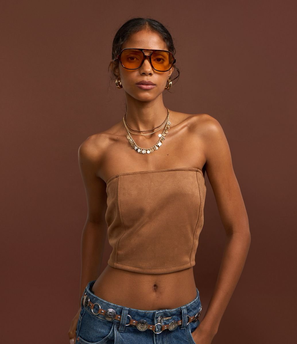 Top em Suede Corsetado com Lastex nas Costas Marrom