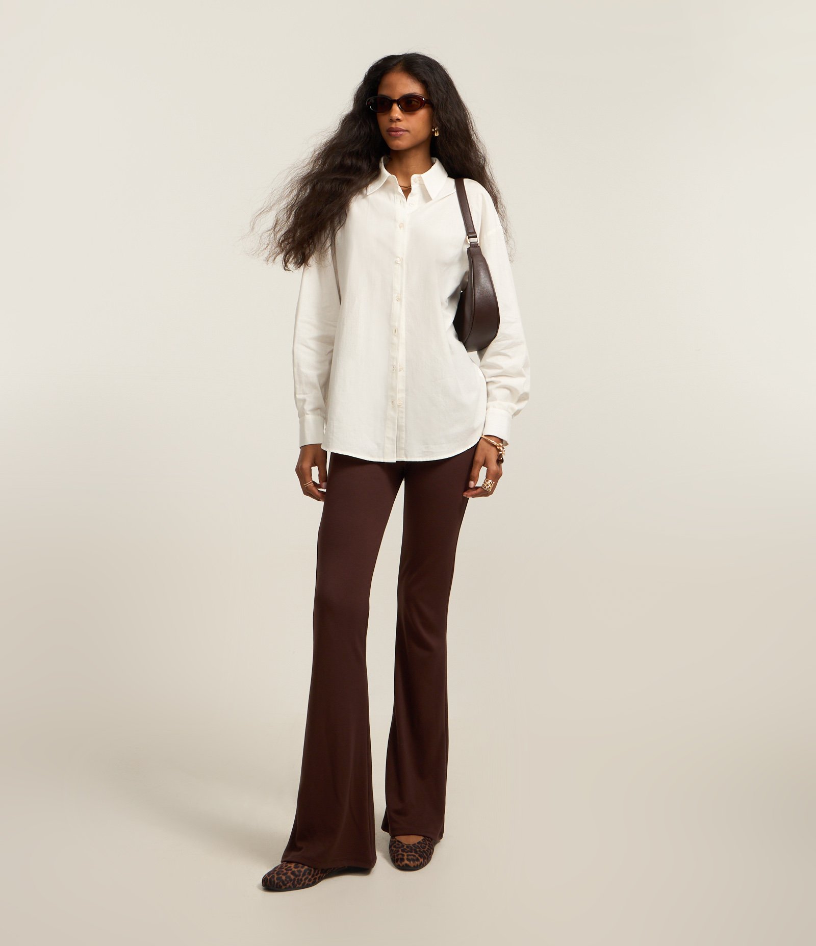 Calça Flare em Ponto Roma Marrom 1