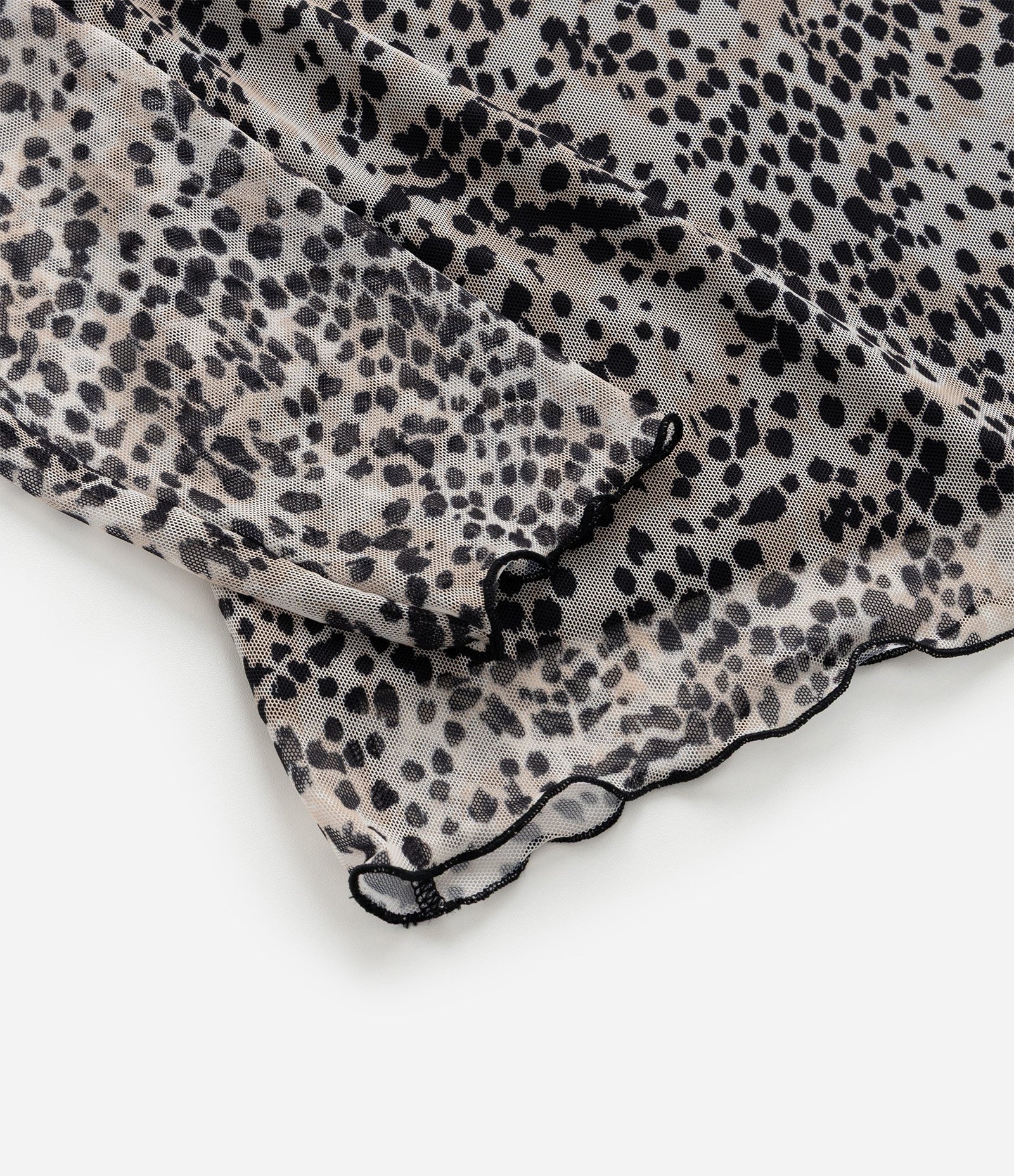 Blusa em Tule Animal Print com Frufru Curve & Plus Size Multicores 7