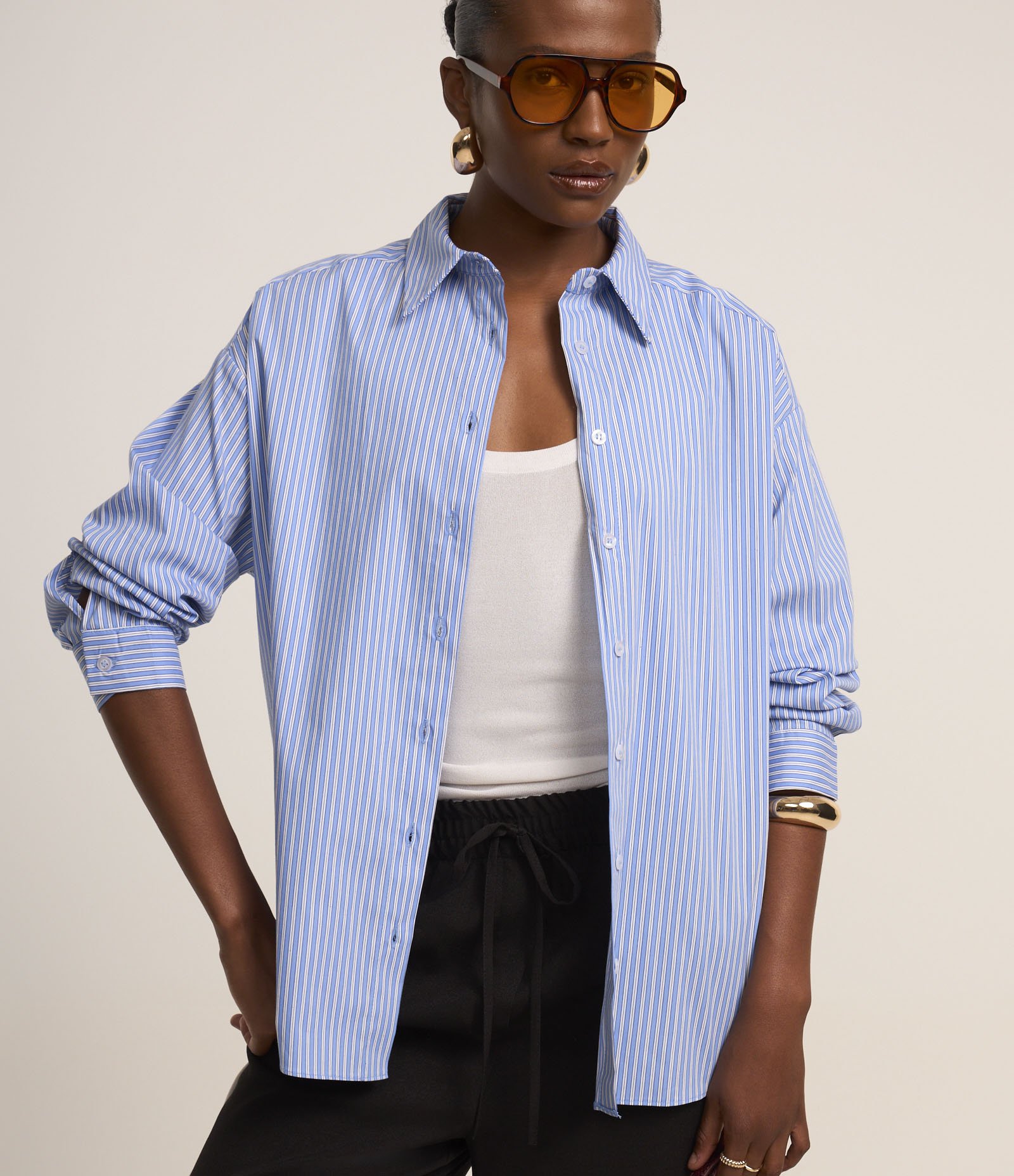 Camisa Oversized Listrada em Tricoline com Fio Tinto Azul 1