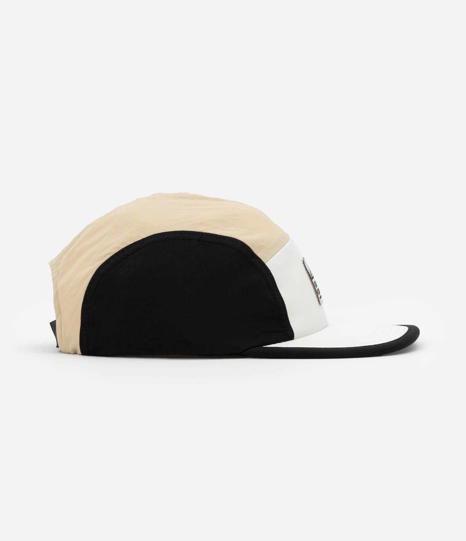 Boné 5 Panel em Microfibra com Recortes e Etiqueta Frontal Bege/Branco/Preto 9