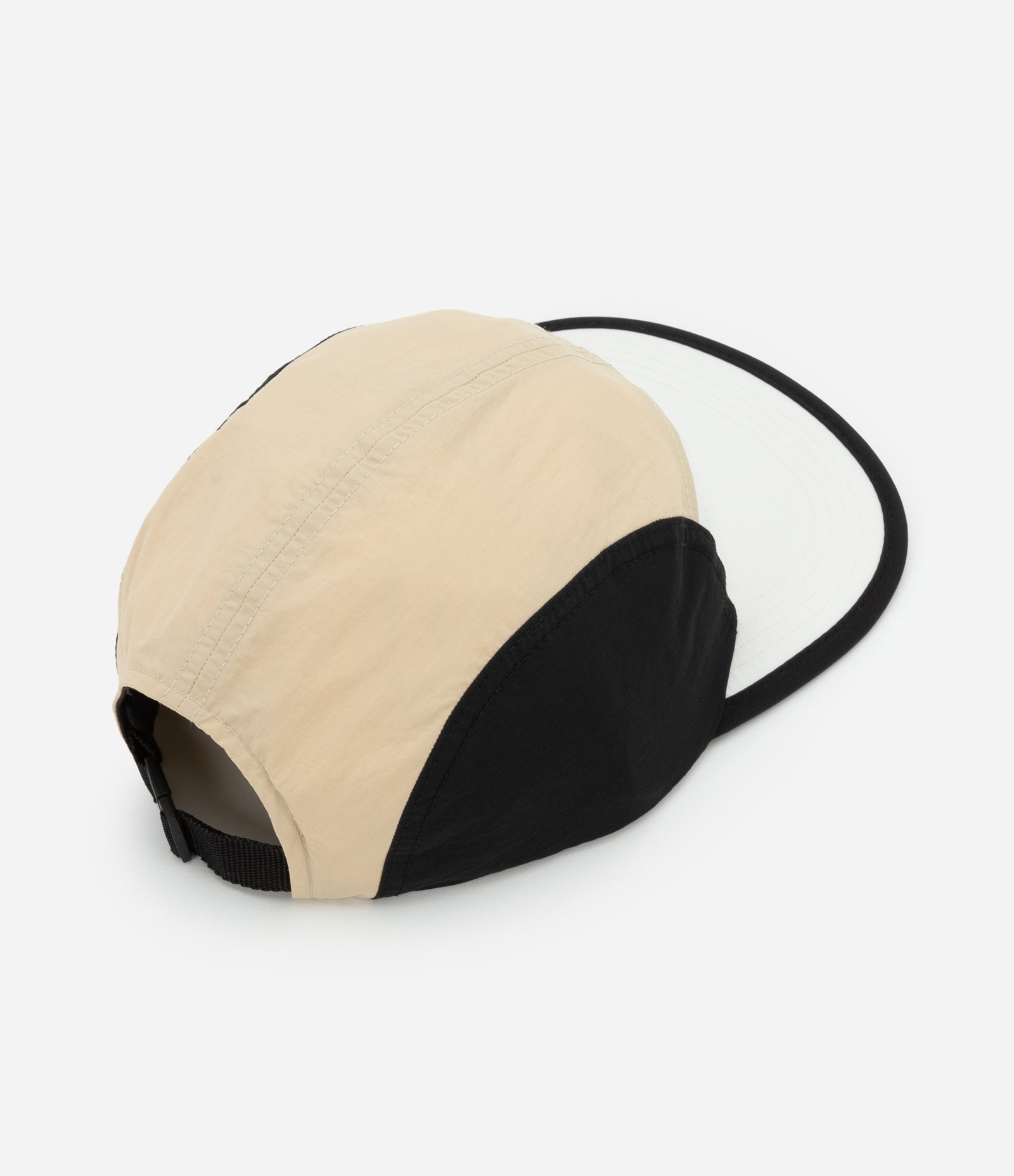 Boné 5 Panel em Microfibra com Recortes e Etiqueta Frontal Bege/Branco/Preto 4