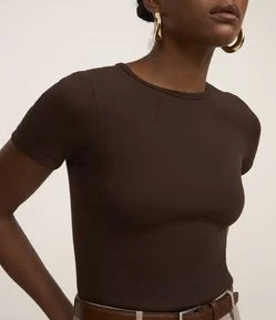 Blusa Básica Ajustada em Ribana com Gola Redonda