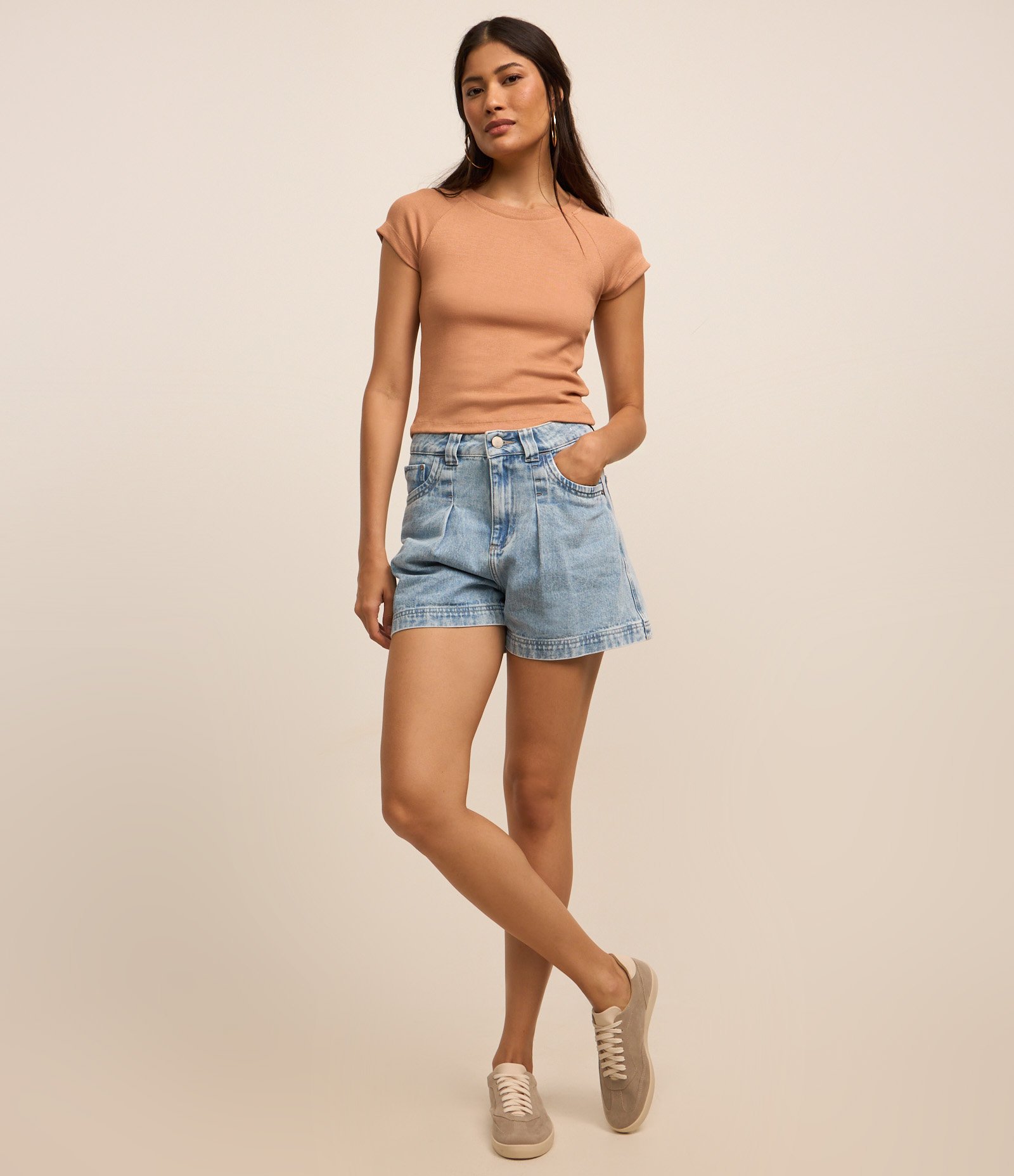 Blusa Básica em Ribana com Cava Raglan Marrom Claro 2