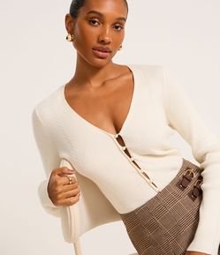 Cardigan Canelado em Tricô com Botões de Pérolas