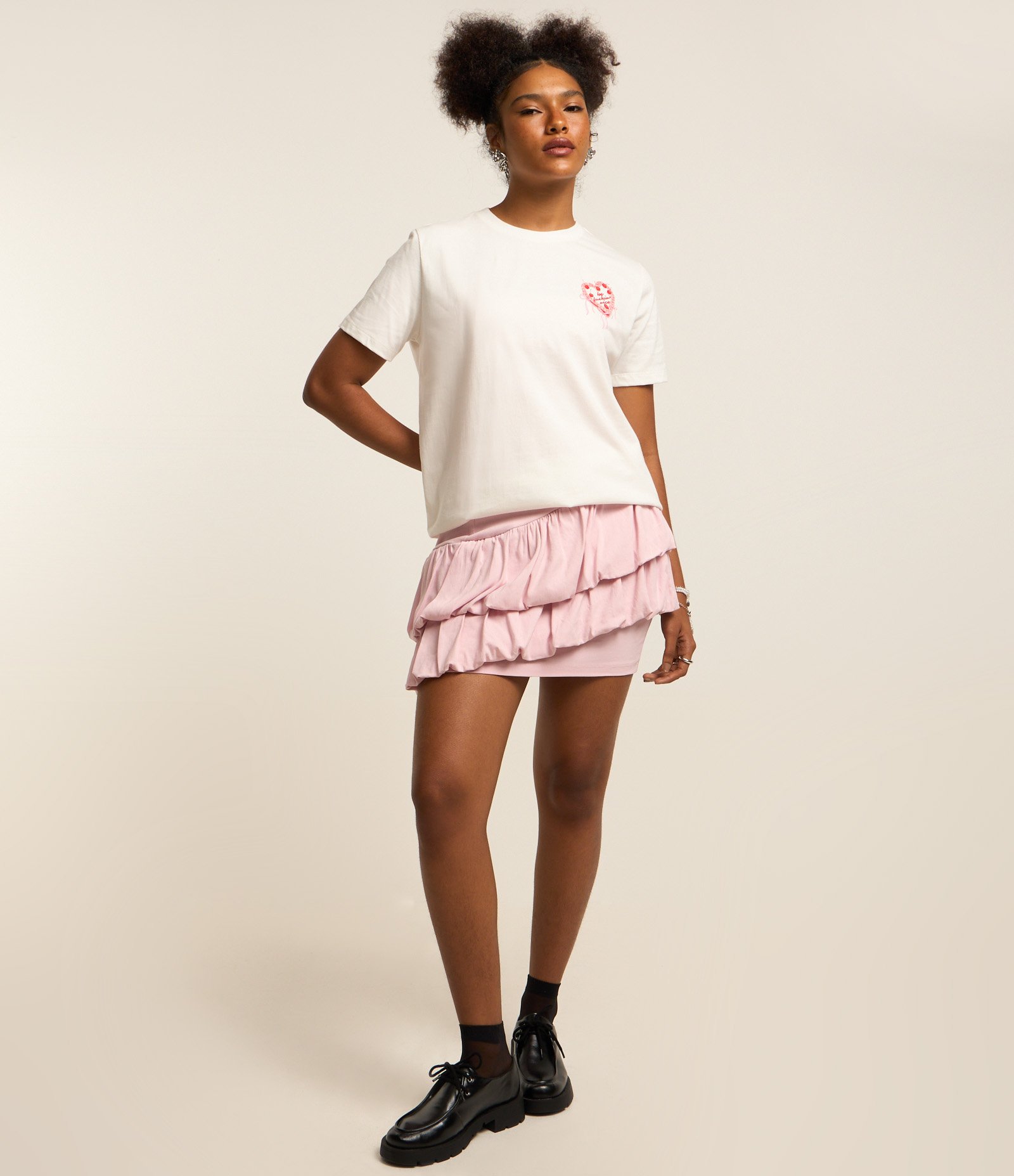Camiseta T-shirt em Algodão com Estampa Cake Frente e Costas Branco 2