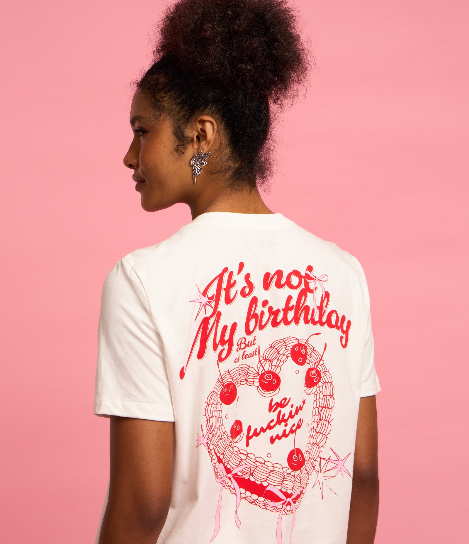 Camiseta T-shirt em Algodão com Estampa Cake Frente e Costas Branco 6