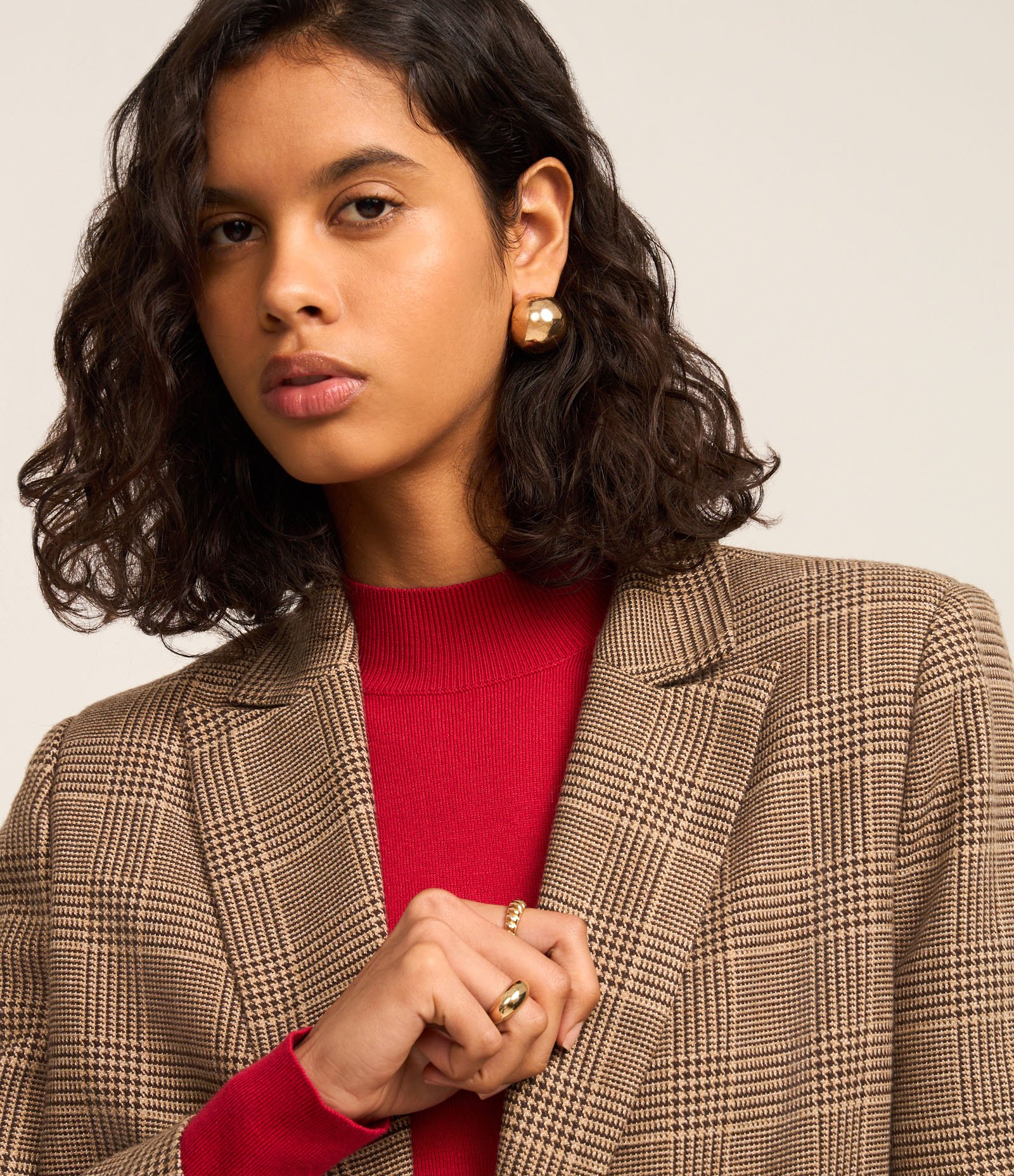 Blazer Oversized em Polivelour Xadrez Príncipe de Gales Marrom 4