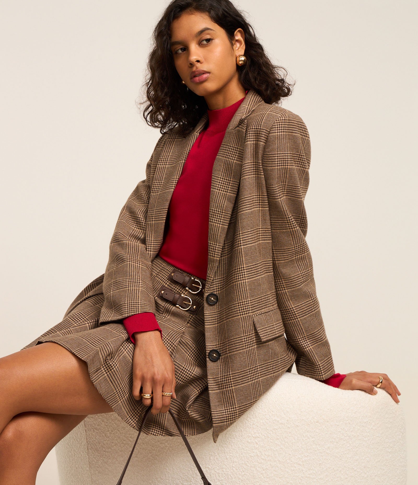 Blazer Oversized em Polivelour Xadrez Príncipe de Gales Marrom 7