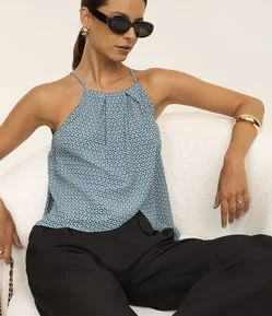 Blusa Sem Manga em Crepe com Gola Halter e Estampa Geométrica
