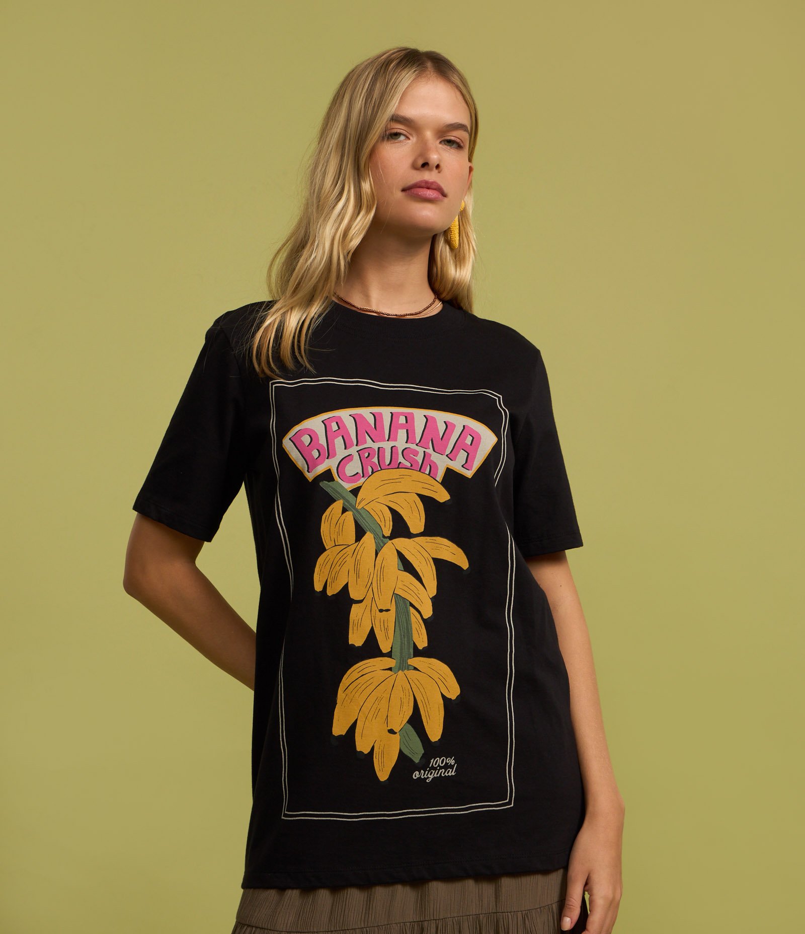 Camiseta Alongada em Algodão com Estampa Banana Crush Preto 3