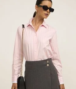 Camisa Alongada em Tricoline com Listras em Fio Tinto