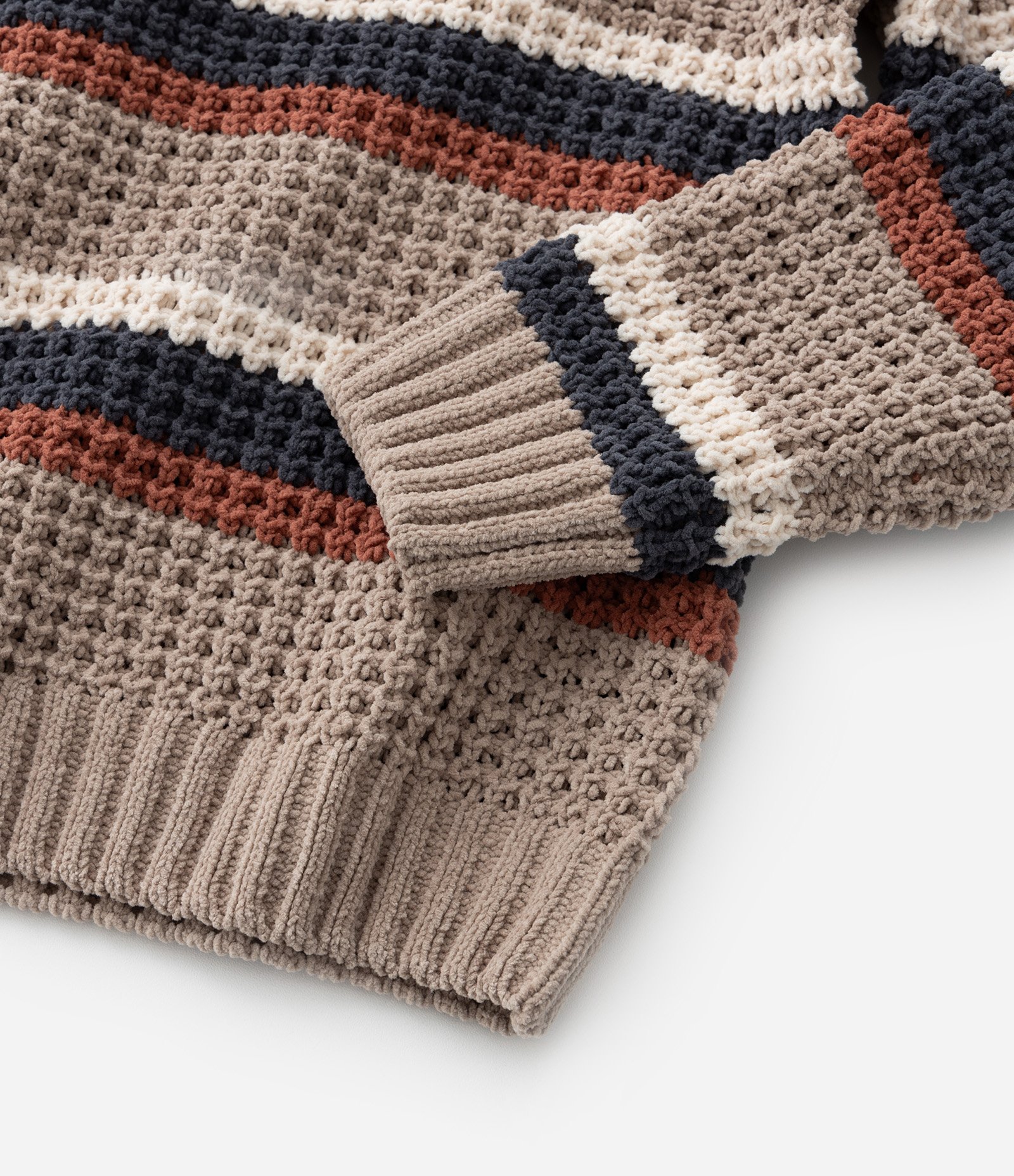 Suéter Infantil em Chenille com Estampa de Listras - Tam 5 a 14 Anos Marrom 5