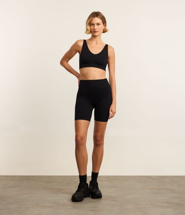 Bermuda Esportiva Seamless com Textura Canelada