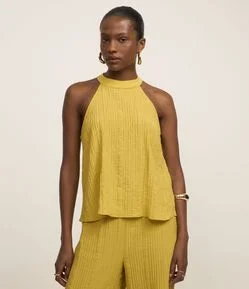 Blusa Texturizada em Anarruga com Gola Halter