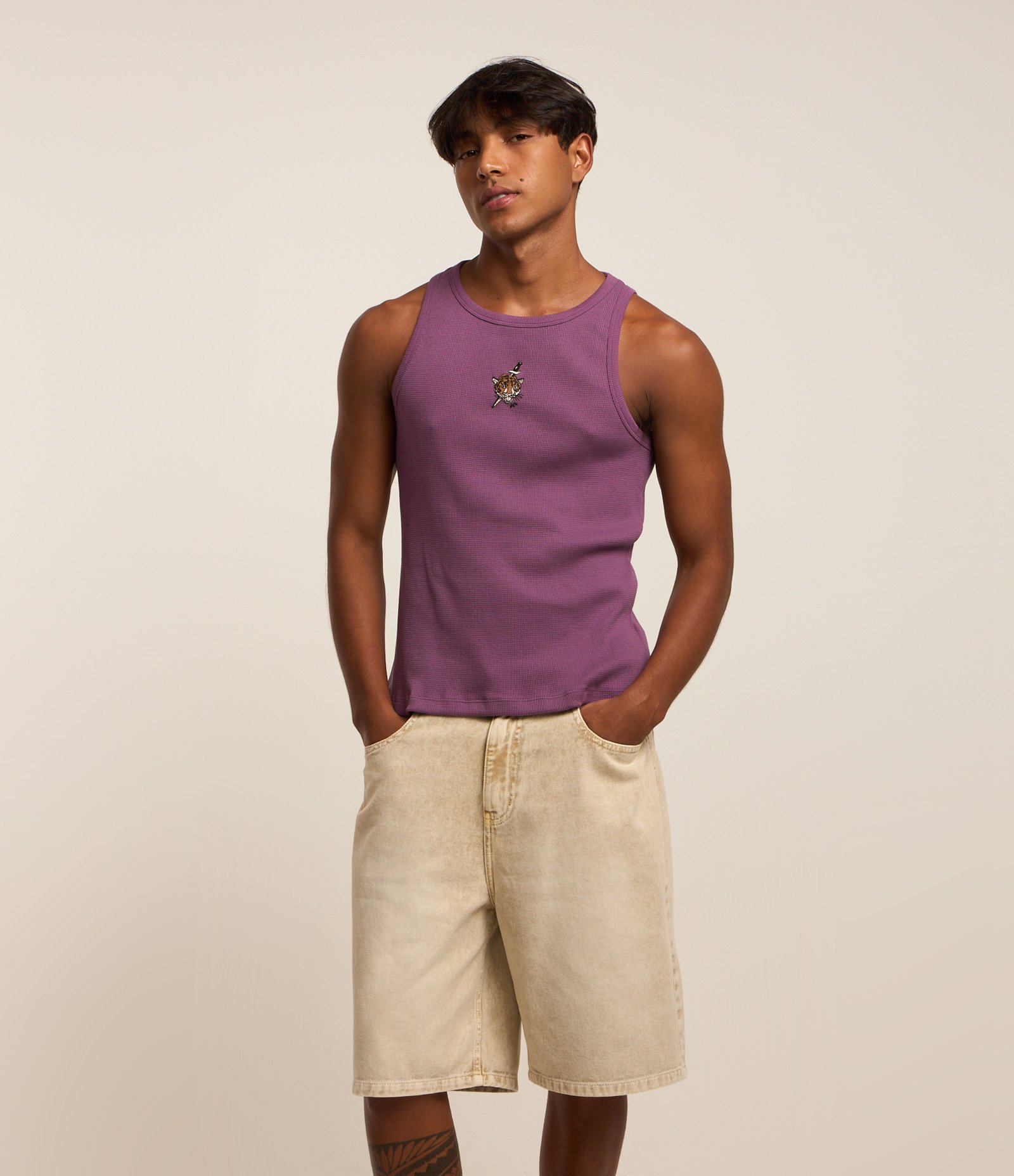 Regata em Ribana com Bordado de Tigre com Faca Roxo 1