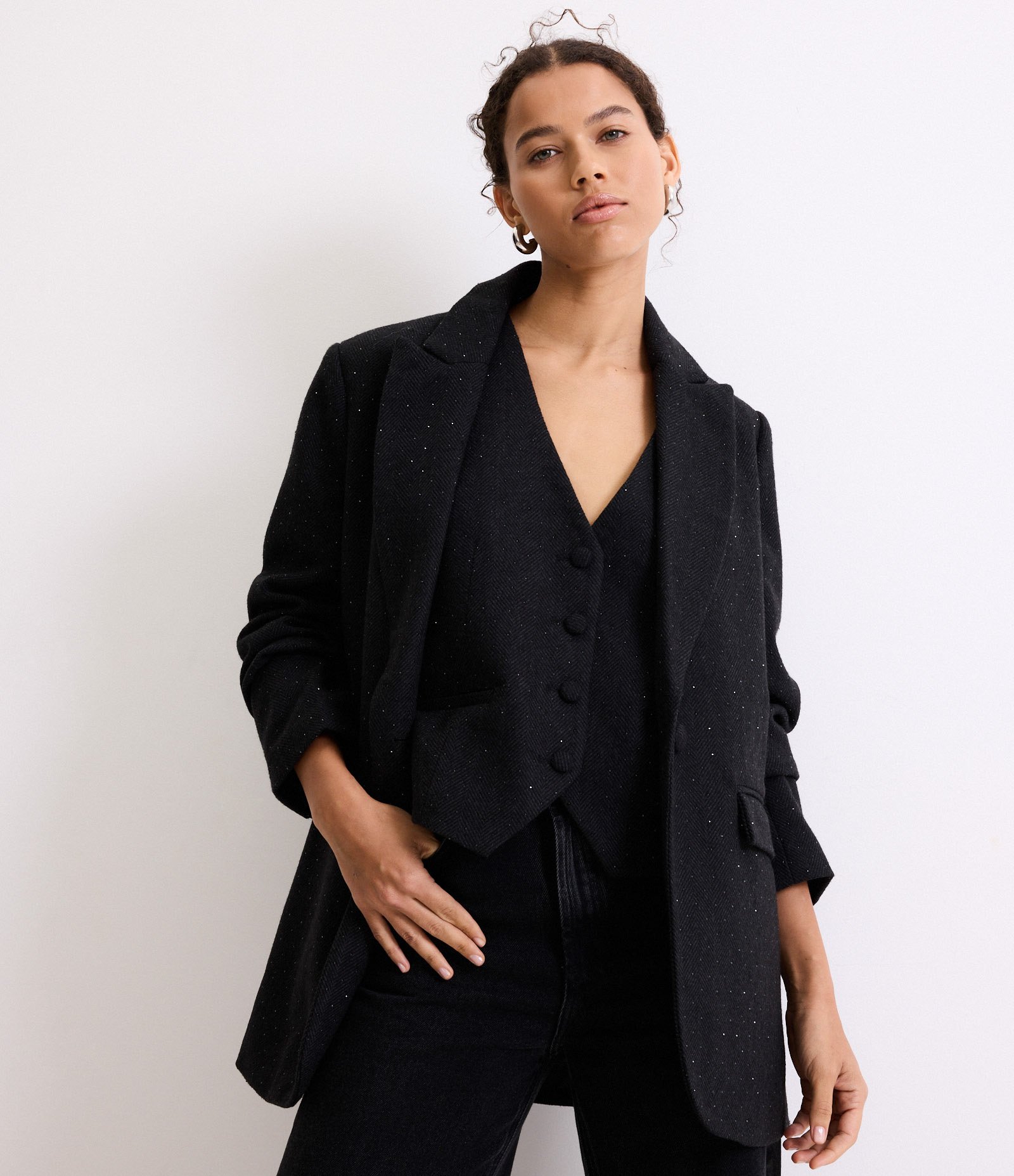 Blazer Oversized em Polivelour com Lapelas e Brilhos Preto 1
