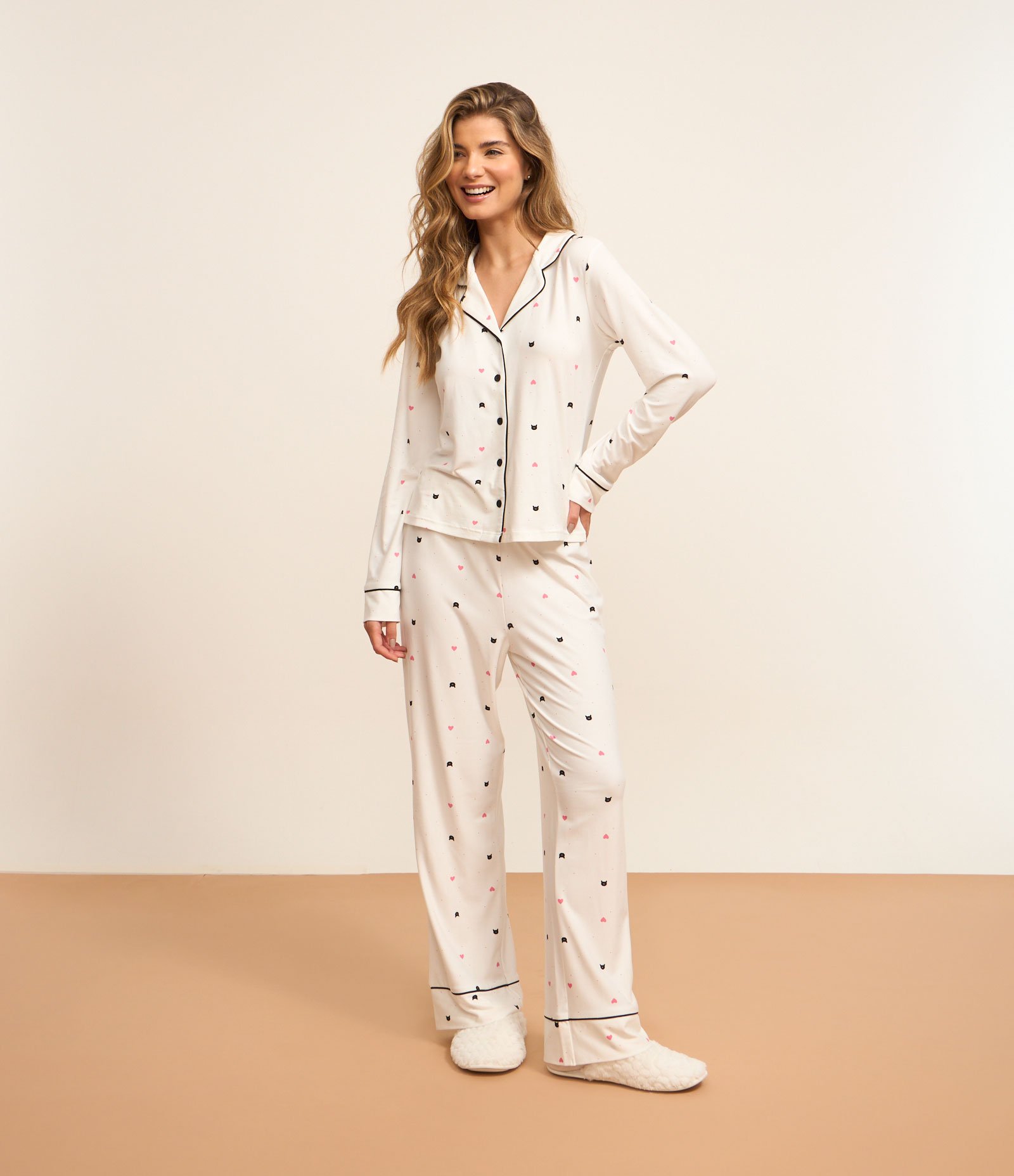 Pijama Americano Longo com Estampa de Gatinhos e Peach Touch Branco 2