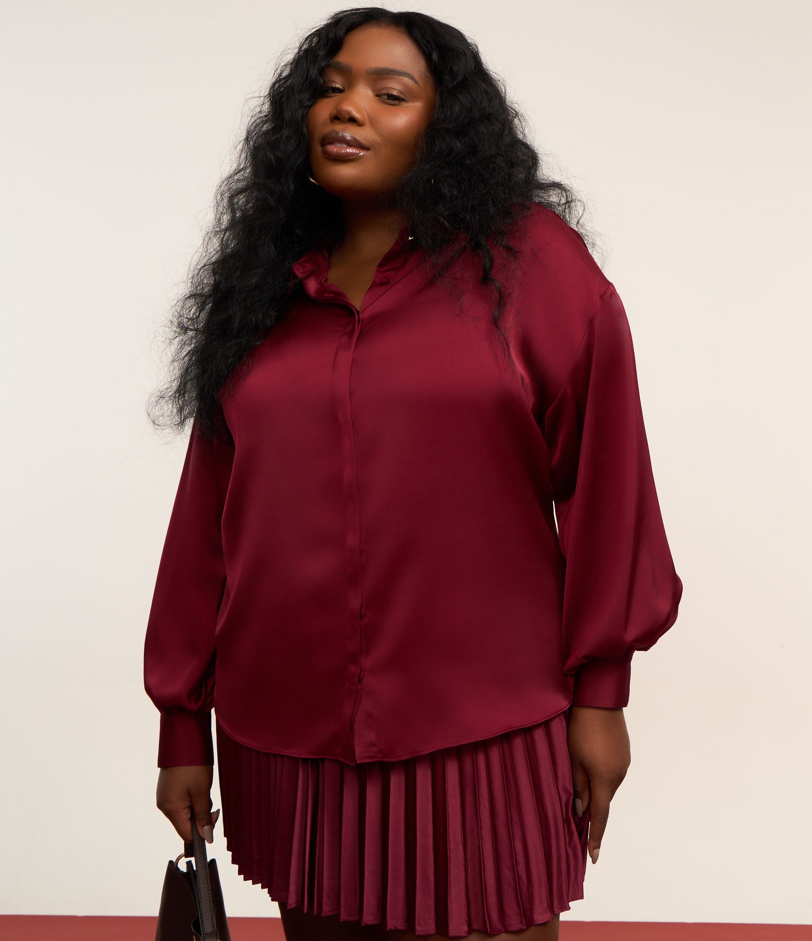 Camisa em Cetim com Manga Ampla Curve & Plus Size Vermelho 1