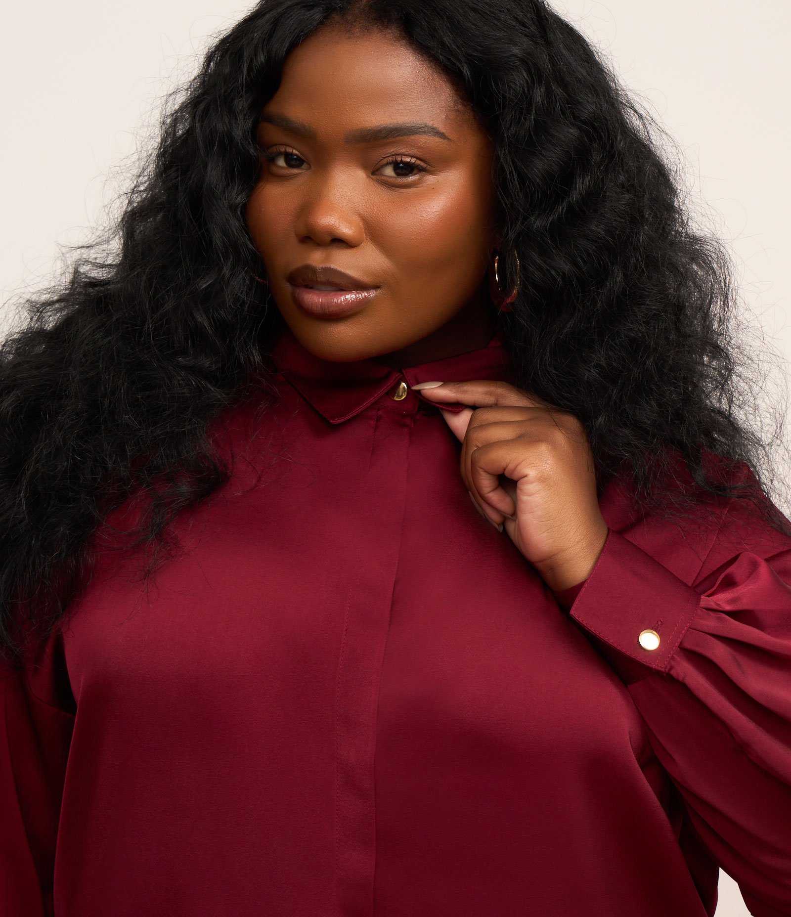 Camisa em Cetim com Manga Ampla Curve & Plus Size Vermelho 4
