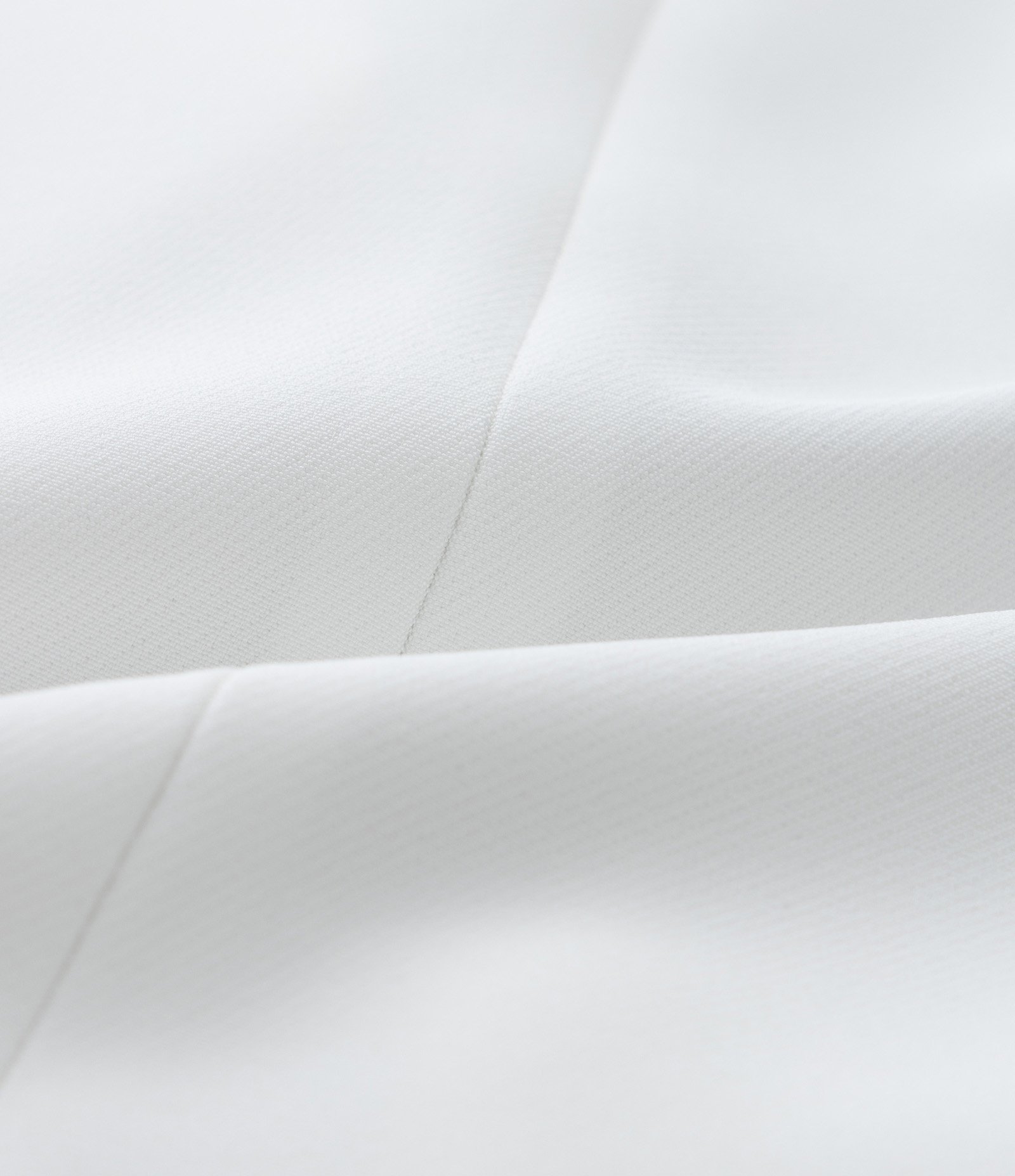 Colete Curto Alfaiataria com Lacinhos Curve e Plus Size Branco 7