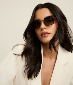 Óculos de Sol Quadrado Geométrico e Hastes Trançadas