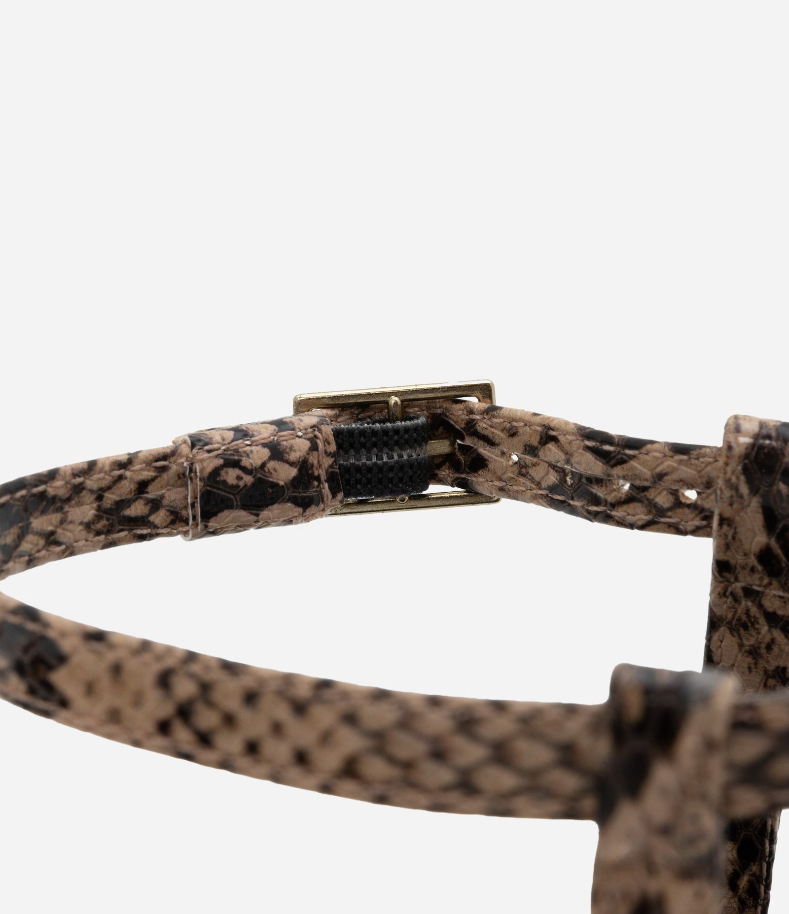 Rasteira com Tiras Assimétricas e Dedeira com Detalhe de Metal Marrom/Preto 3