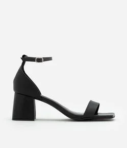 Sandália Básica com Bico Quadrado e Salto Bloco