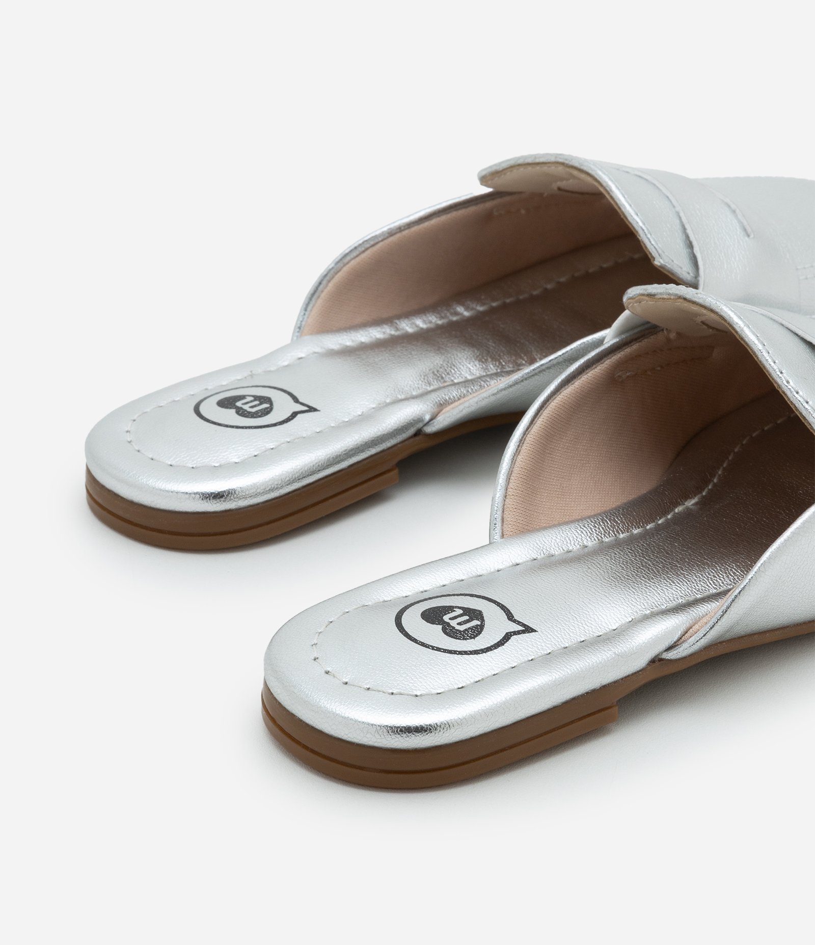 Sapato Mule Infantil em PU com Detalhe de Recorte - Tam 26 ao 35 Prata 3