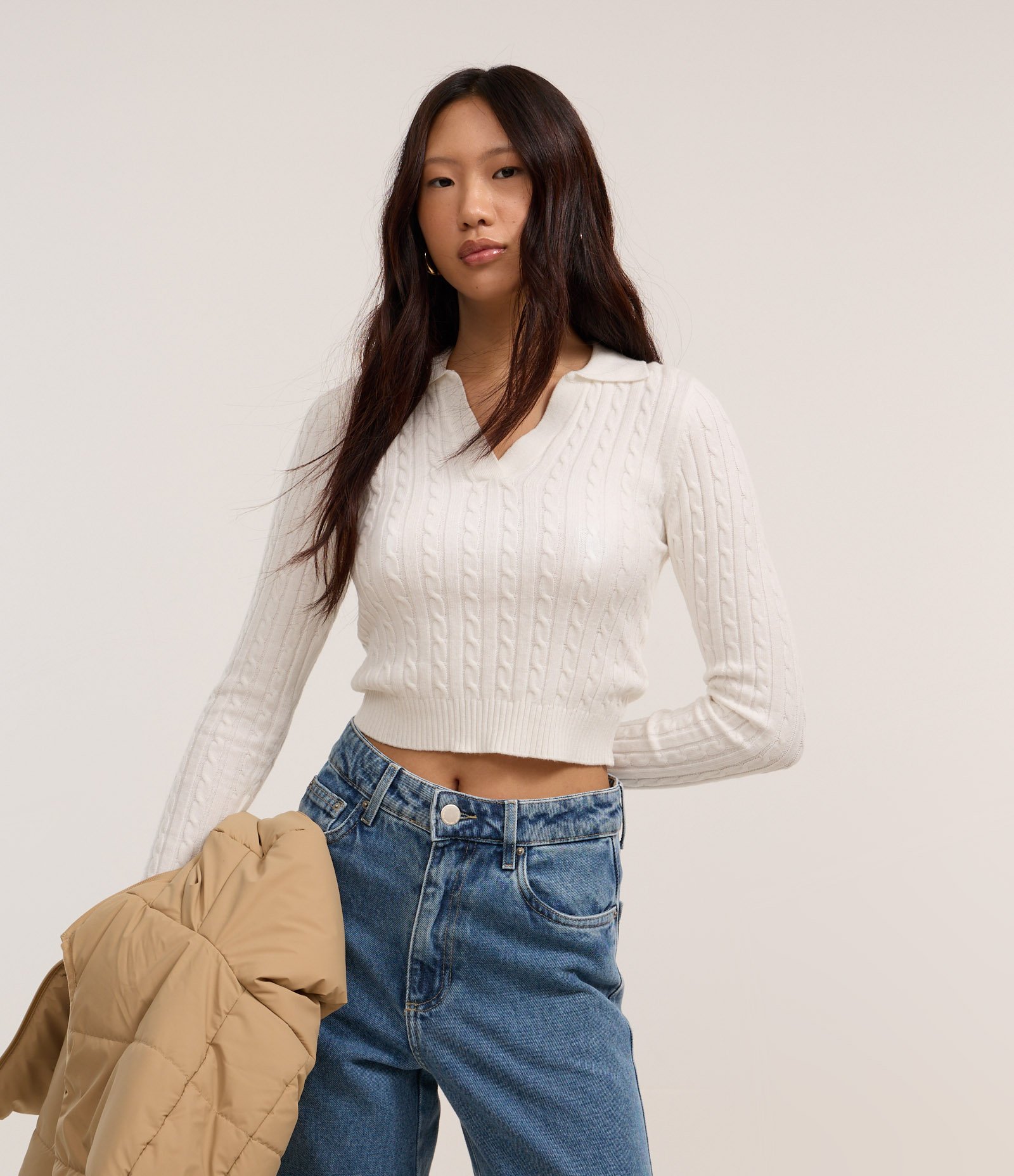 Blusa em Tricô com Textura Trançada e com Gola Polo Branco 1