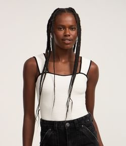 Body Texturizado com Viés Contrastante e Alça Larga