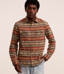 Camisa Comfort com Jacquard e Estampa Étnica