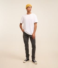 Calça Skinny em Jeans com Elastano