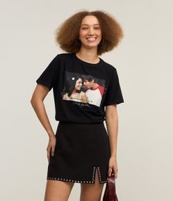 Camiseta Alongada em Algodão com Estampa Troy e Gabriela