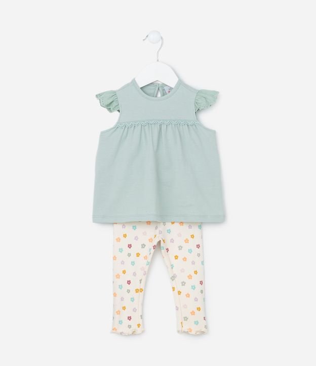 Conjunto Infantil com Babado Broderie e Estampa Florzinha - Tam 0 a 18 meses