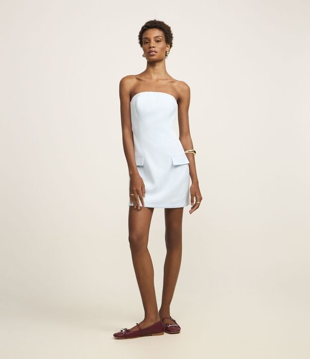 Vestido Curto em Crepe sem Alças com Lapelas Frontais