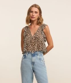 Blusa em Chiffon com Babados e Estampa Oncinha