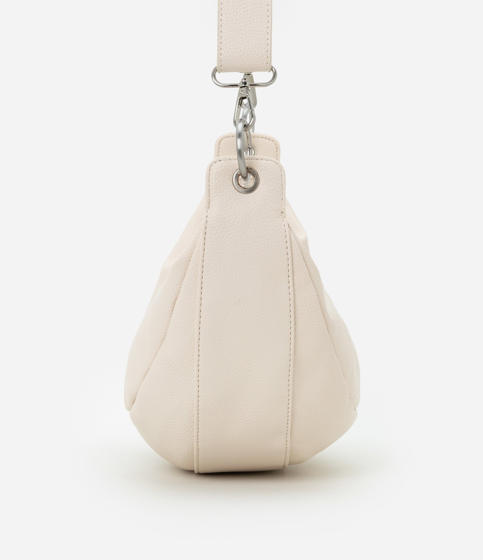Bolsa Média em PU com Argolas na Base da Alça Off White 2