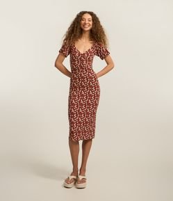 Vestido Midi com Decote Coração Franzido e Estampa Floral