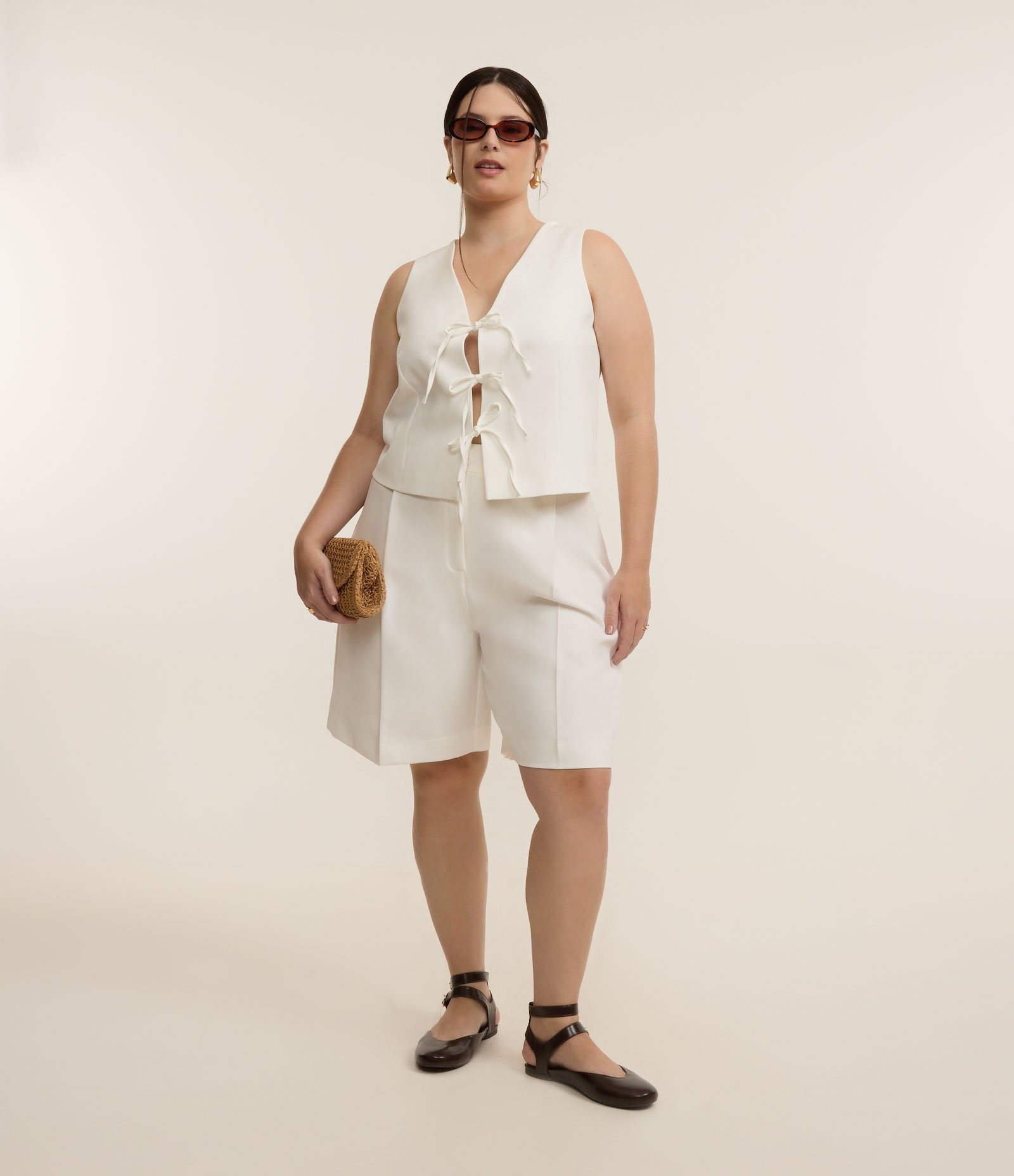 Bermuda Alfaiataria com Pregas Curve e Plus Size Branco 1