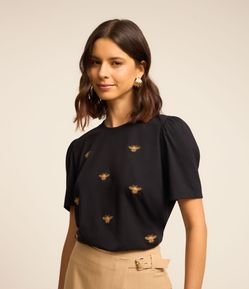 Blusa Slim em Algodão com Bordado de Abelhas