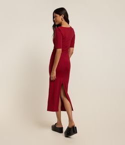 Vestido New Midi em Microfibra com Fenda