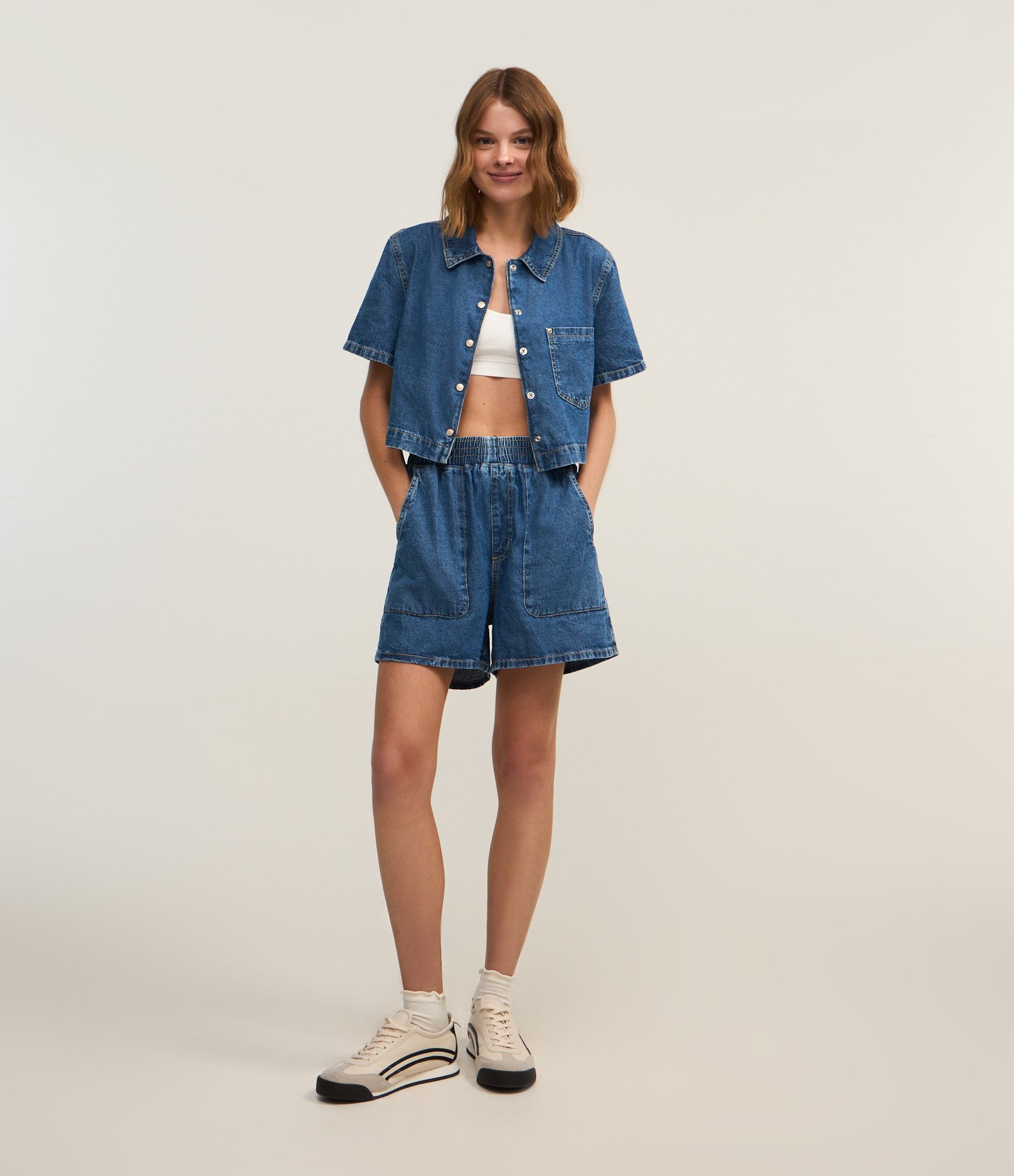 Short Runner em Jeans com Bolsos Grandes Azul 1