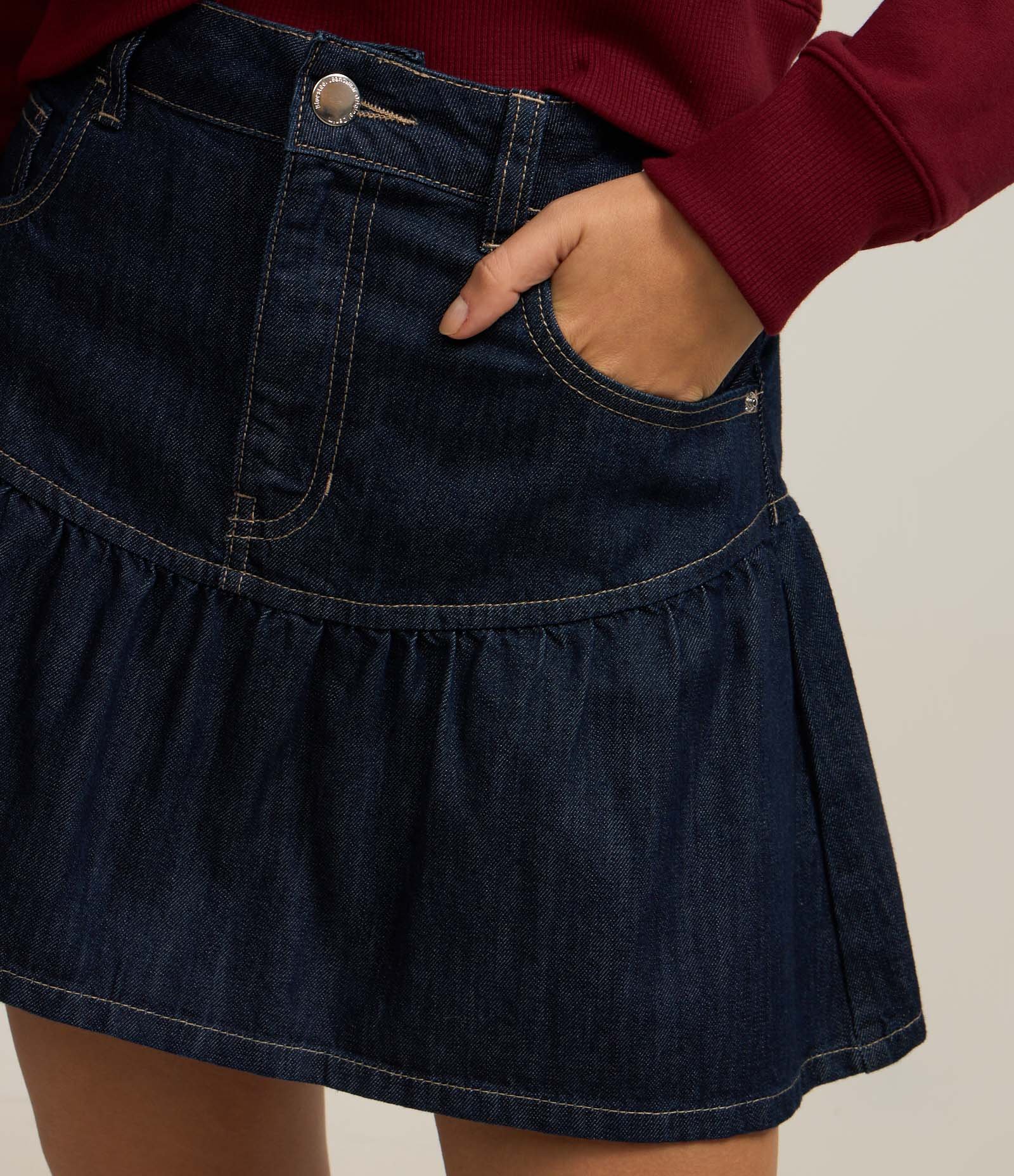 Saia Curta em Jeans com Babados na Barra Azul Escuro 3