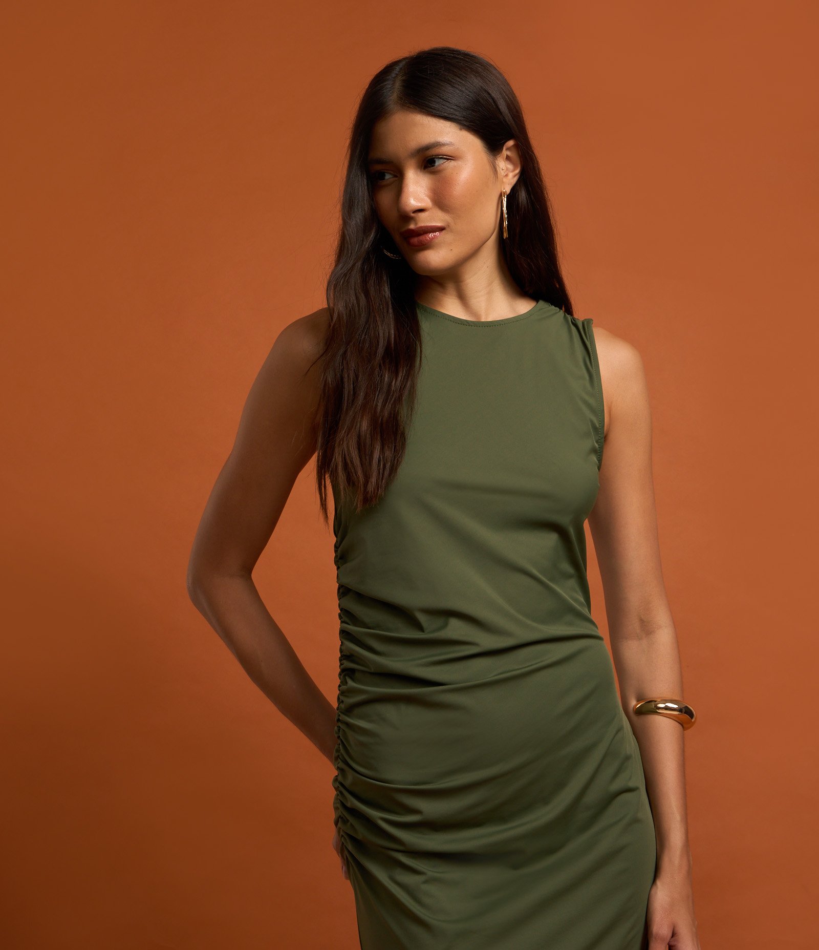 Vestido Longo em Microfibra com Franzido Lateral 5