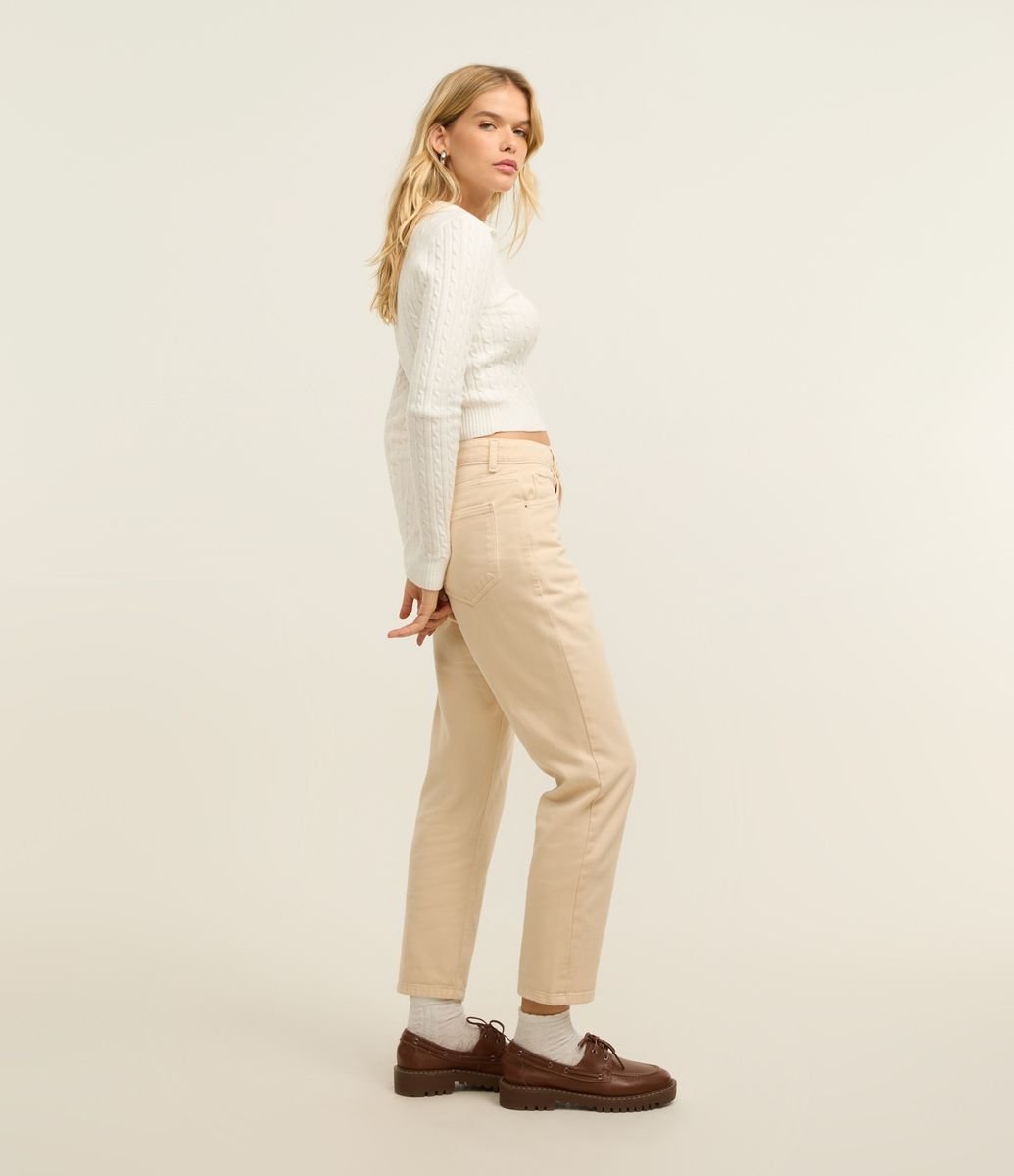 Calça Mom Cintura Alta em Sarja com Bolsos Bege Rosado