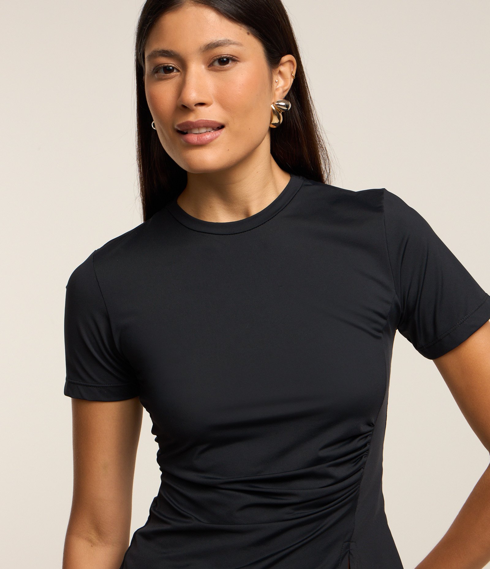 Blusa Ajustada em Microfibra com Franzido Lateral e Fenda Preto 3