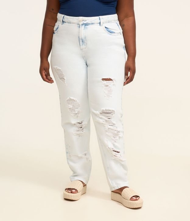 Calça Reta em Jeans com Rasgos na Perna Curve & Plus Size