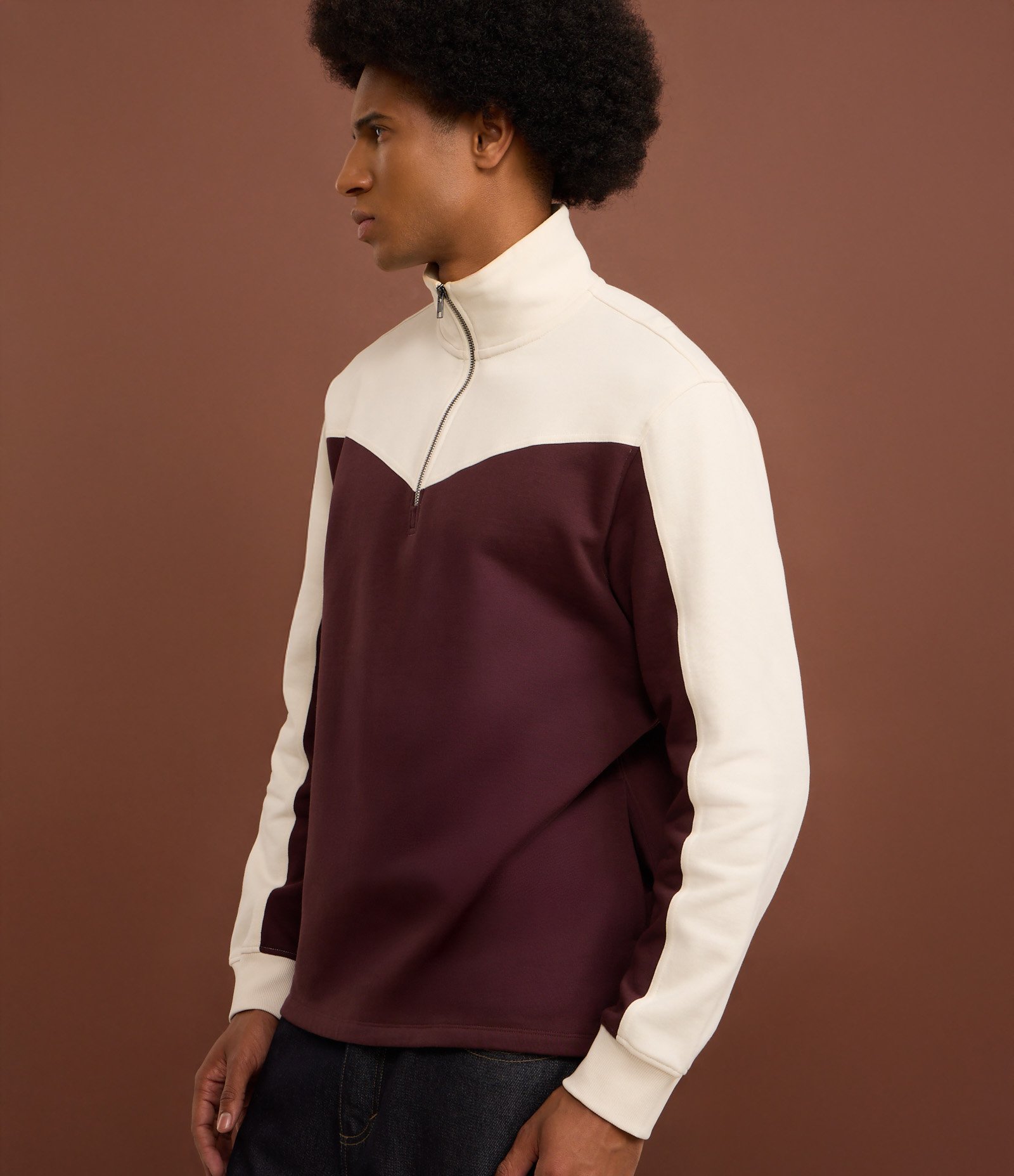 Casaco em Algodão Gola Alta com Zíper Bicolor Off white/Vinho 3